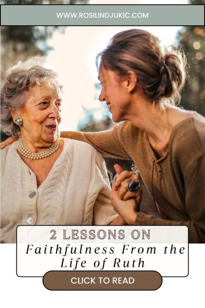 A mother and daughter learning about the life of Ruth